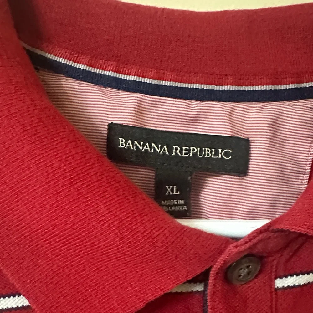 Banana Republic Men's Red and White Striped Polo Shirt